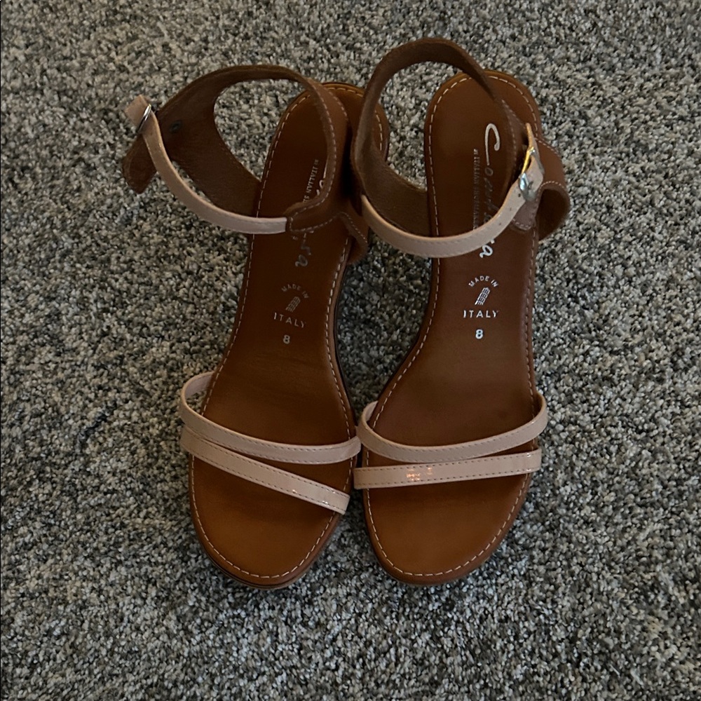 Chic Two-Tone Heeled Sandals
